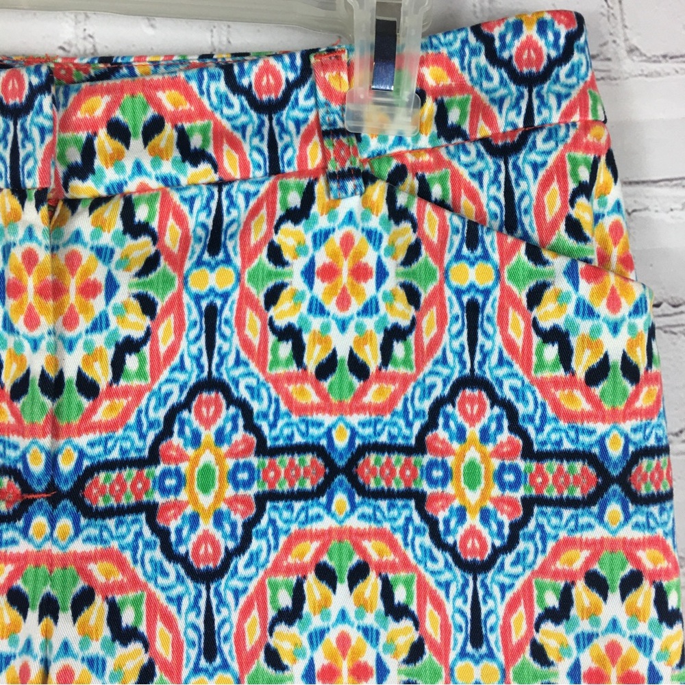 Jones New York stretch multi colored print Bermuda shorts size 6 - Picture 3 of 9